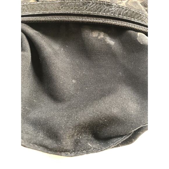 COACH Signature C Wristlet Black Zip MSRP $98 - Picture 7 of 7